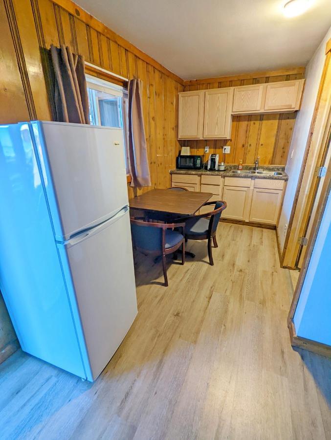 Teton Court Motel 派恩代尔 外观 照片